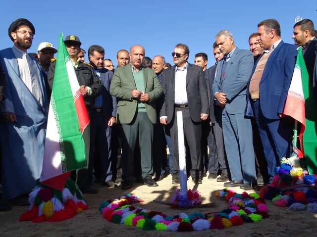 ساخت ۳۰۰ زمین چمن مصنوعی در فارس