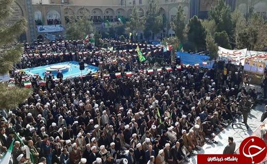 اجتماع باشکوه مردم قم همزمان با یوم الله ۹ دی در مدرسه فیضیه قم