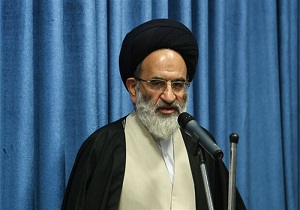 حضور پرشور مردم در ۹ دی توطئه های دشمن را واژگون کرد