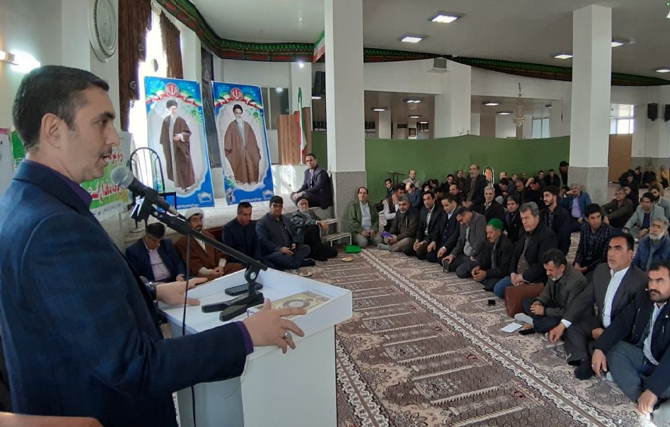 هیمنه آمریکا با مقاومت ملت ایران فرو می ریزد هیمنه آمریکا با مقاومت ملت ایران فرو می ریزد