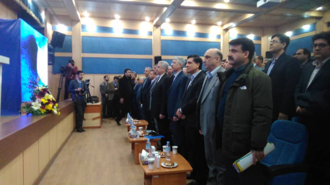 افتتاح بیش از ۴ هزار طرح توزیع برق کشور در همدان