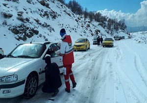 هلال احمر اندیکا، ناجی ۱۵۰ گردشگر گرفتار در برف
