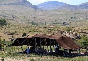 تأمین مرتع برای عشایر عامل اصلی پرداخت باج‌های سنگین به بالادستی‌ها