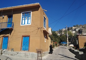 روستای مرزی «عنبران» نمین مقصد اصلی سفر در صنعت گردشگری روستایی/اشتغال ۸۰ درصد جمعیت روستا در تولید صنایع دستی