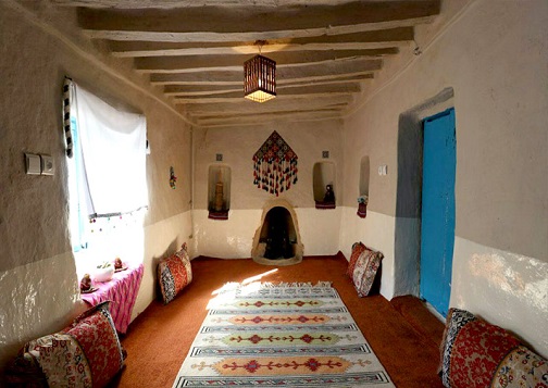 روستای مرزی &laquo;عنبران&raquo; نمین مقصد اصلی سفر در صنعت گردشگری روستایی/اشتغال ۸۰ درصد جمعیت روستا در تولید صنایع دستی