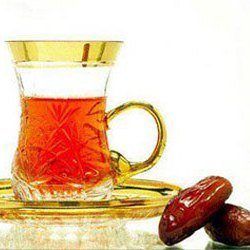احسان مادر شهیدان برزگر برای سردار دلها