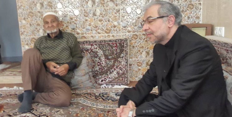 حضور دستیار وزیرخارجه در منزل چند تن از شهدای افغانستانی هواپیمای اوکراینی