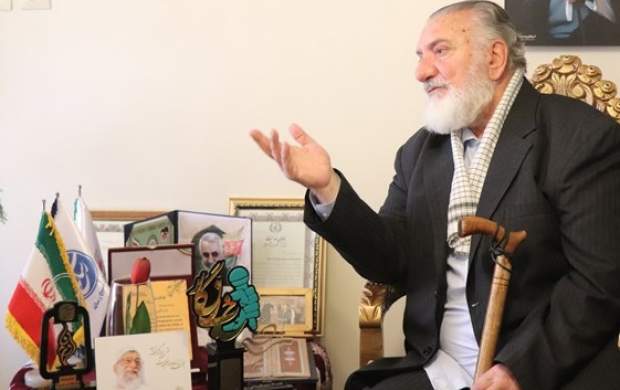 عکاسی که سیلی به&zwnj; گوش مامور شهربانی زد