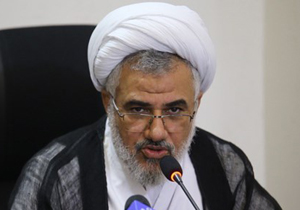 مقاومت و جهاد به انقلاب اسلامی عزت می‌بخشد