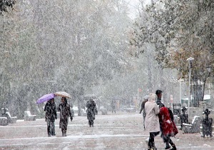 آغاز بارش برف و باران در لرستان