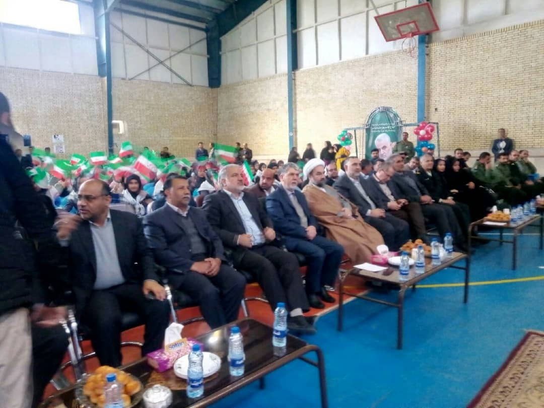 زنگ گلبانگ انقلاب در مدارس سیستان و بلوچستان نواخته شد