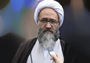 انقلاب اسلامی در یک کلام یعنی حرکت به سمت جلو و پیشرفت