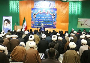 امام خمینی (ره) هیچگاه از احکام و قوانین اسلامی عقب نشینی نکرد