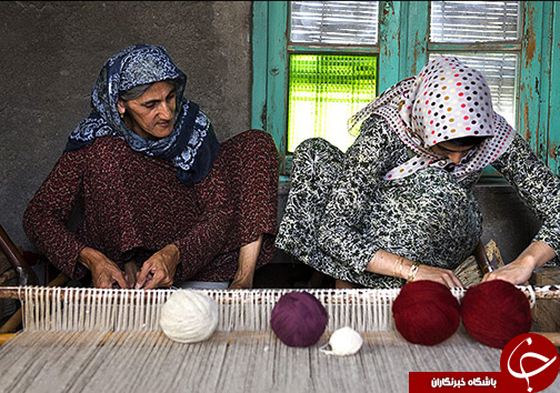 نفس های فرش گلستان به شماره افتاده / وعده ایجاد صنایع جانبی بافندگان را امیدوار کرد