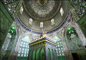 ویزیت و داروی رایگان در حرم موسی مبرقع(ع)