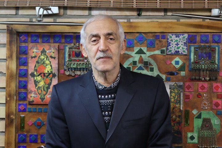 دادکان: مسئولان ورزش مرا نمی خواهند/ وحید هاشمیان بهترین گزینه برای تیم ملی است/ بحرینی ها دنبال گرفتن میزبانی تیم ملی کشورمان است