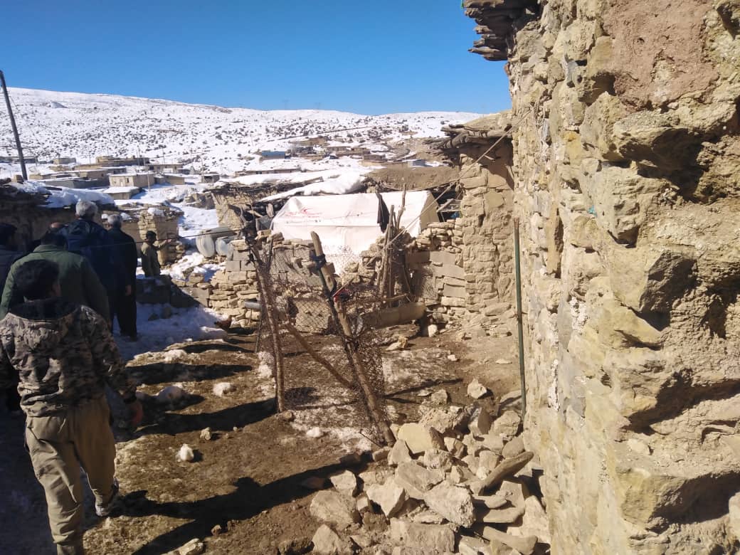 پرداخت خسارت ناشی از زلزله به مددجویان خان زنیان