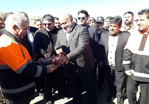 بهره برداری از عملیات روکش آسفالت جاده قصرشیرین به سرپل‌ذهاب