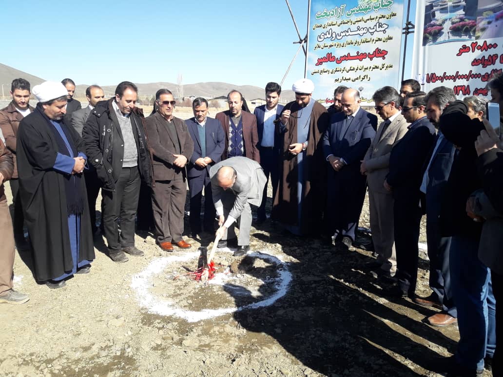 آغاز ساخت بازار بزرگ صنایع دستی و مبل و منبت ملایر