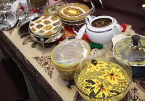 مسابقه آشپزی سنتی در شهرستان دهگلان برگزار شد