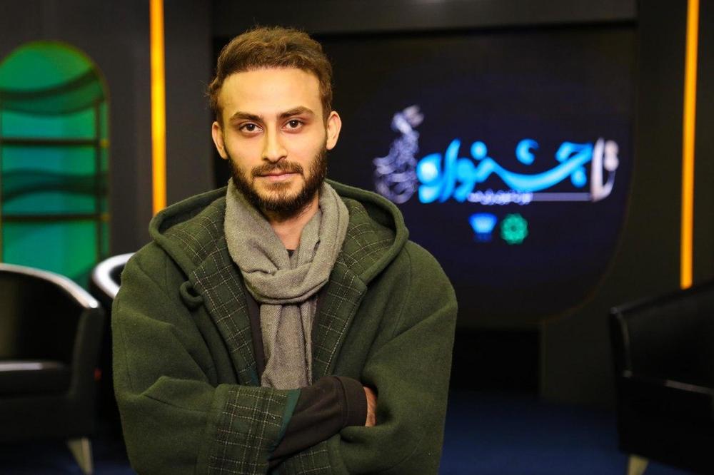 فیلمنامه این اثر از چارچوب سینمایی برخوردار است