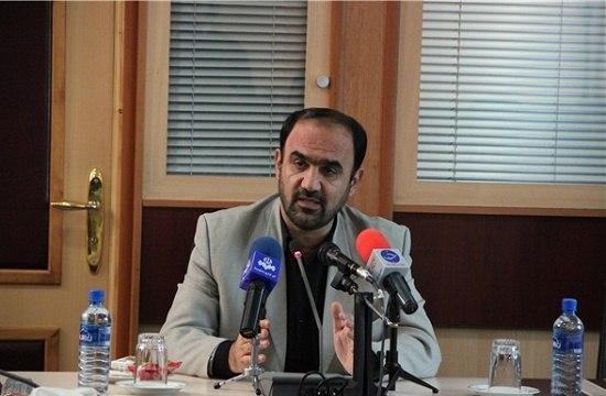 نماینده مجلس بیش از آنکه به حاکمیت و قدرت وصل باشد، باید به مردم وصل شود