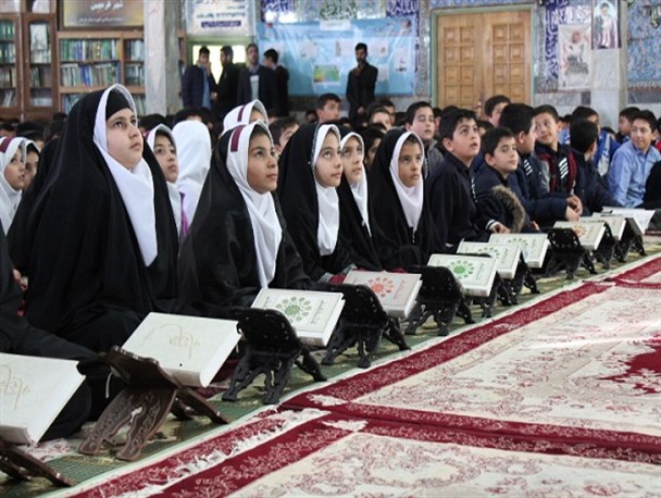 برگزاری محفل انس با قرآن دانش آموزی در گلبهار
