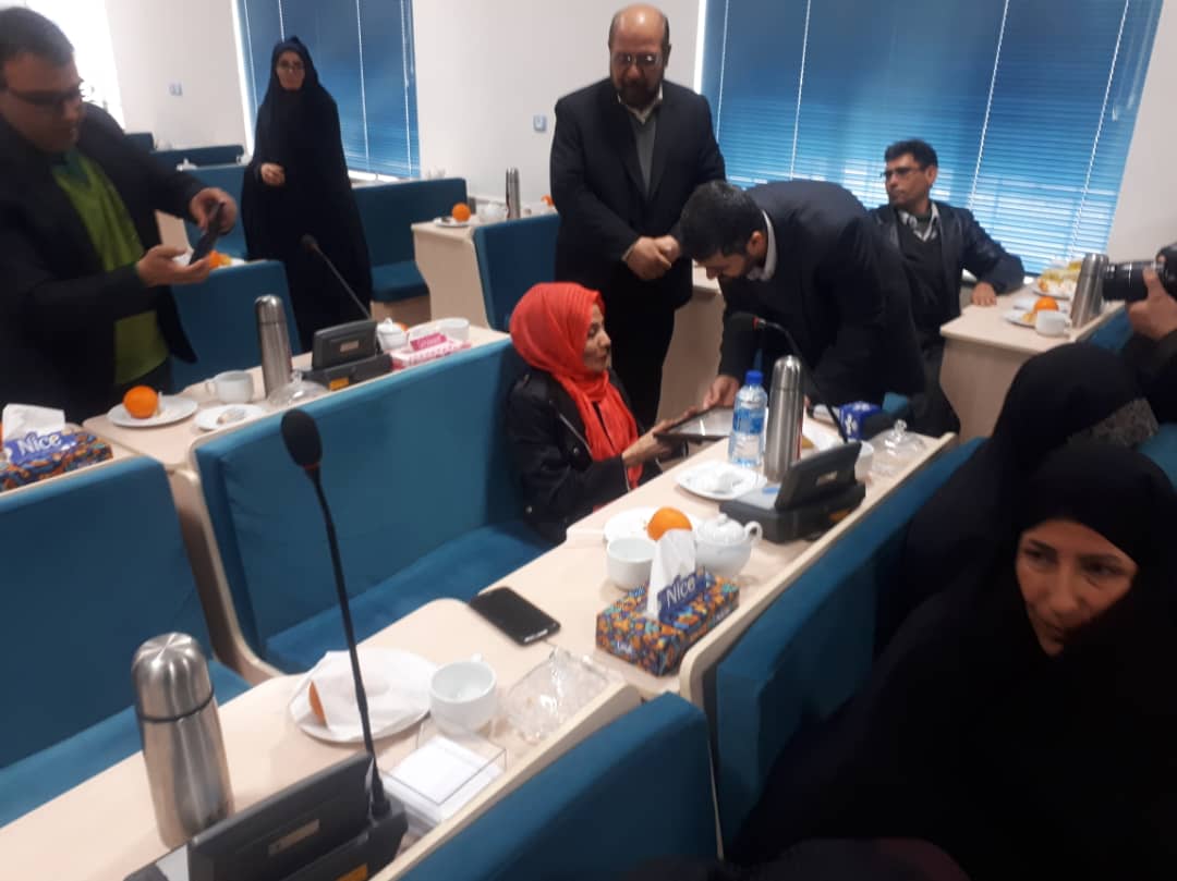 مدیرانی که در پیشگاه هنر سرتعظیم فرود آوردند/تجلیل خاص از هنرمندی خاص