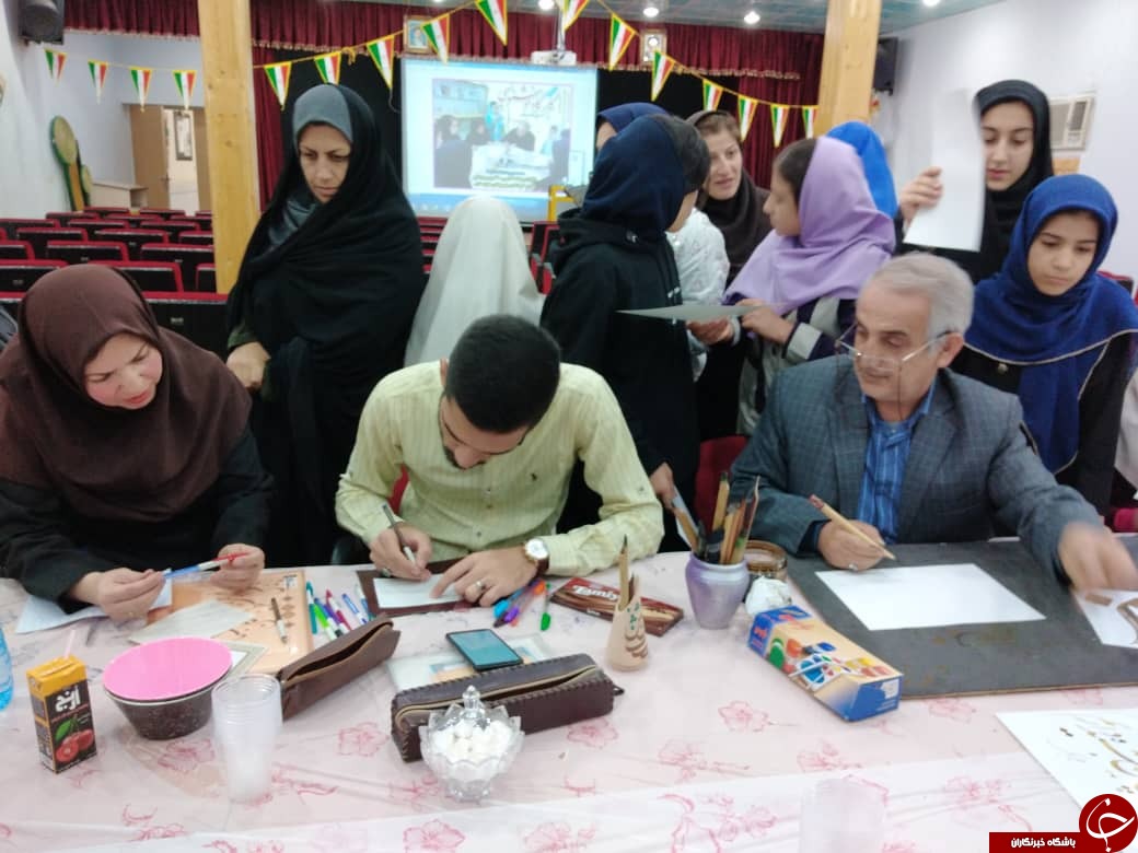 دومین نشست انجمن خوشنویسی سرمشق در اهواز برگزار شد