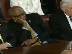 نانسی پلوسی تیر آخر را به سمت ترامپ شلیک کرد + فیلم
