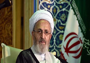 این‌همه تعطیلی صدمات جبران‌ناپذیری بر حوزه‌های علمیه وارد می‌کند