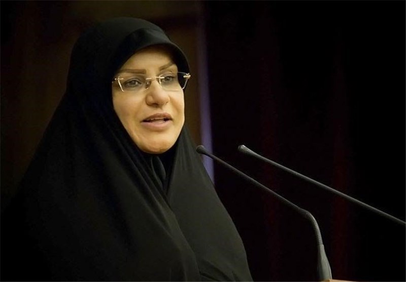 هنر صنعت فرش در حال احتضار است/ رتبه سوم فروش و صادرات فرش دنیا را داریم