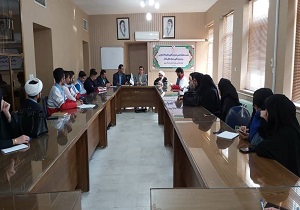 ۱۰ کانون دانشجویی با جمعیت هلال احمر شهرستان یزد همکاری دارند