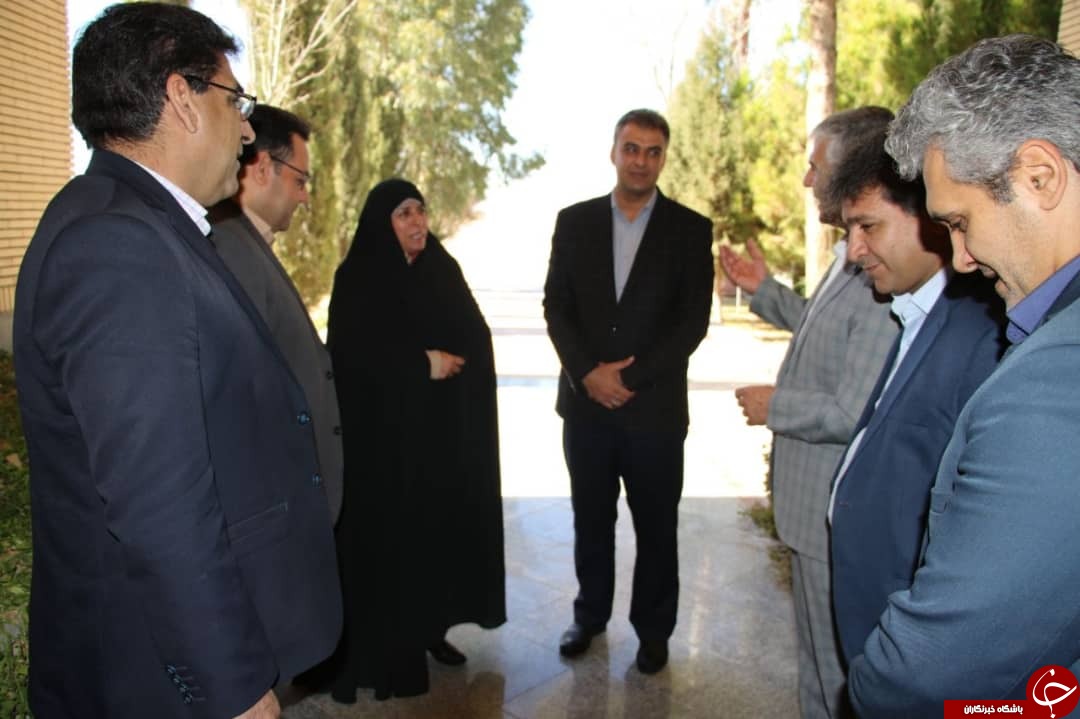 معاون وزیر ورزش وارد کرمان شد