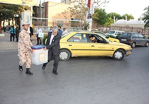 ثبت نام حدود ۹۰۰ تاکسیران قزوینی برای همکاری در برگزاری انتخابات