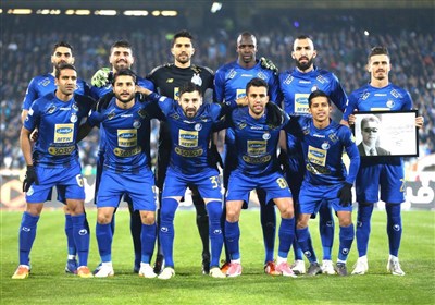 بازداشت بازیکنان استقلال در بین ۲ نیمه!