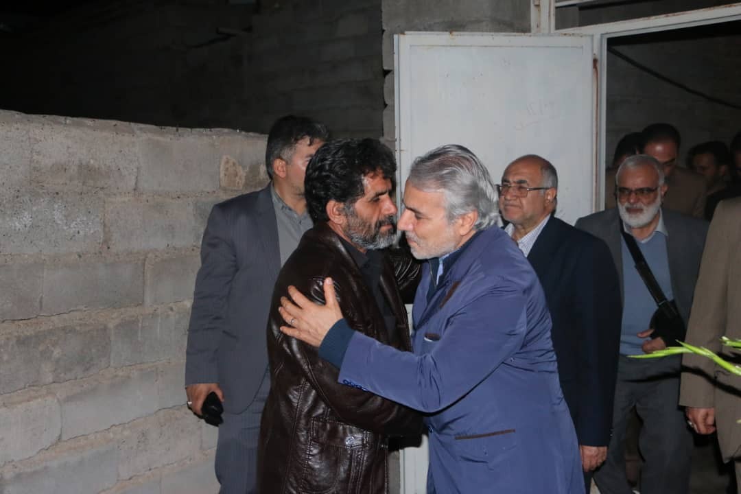 دیدار نوبخت با خانواده جانباختگان حادثه تشییع در جیرفت +عکس