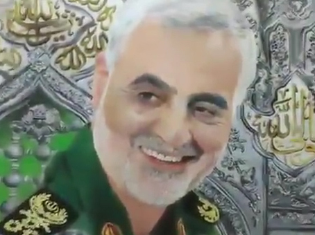 طراحی چهره سردار سلیمانی بر روی بوم نقاشی + فیلم