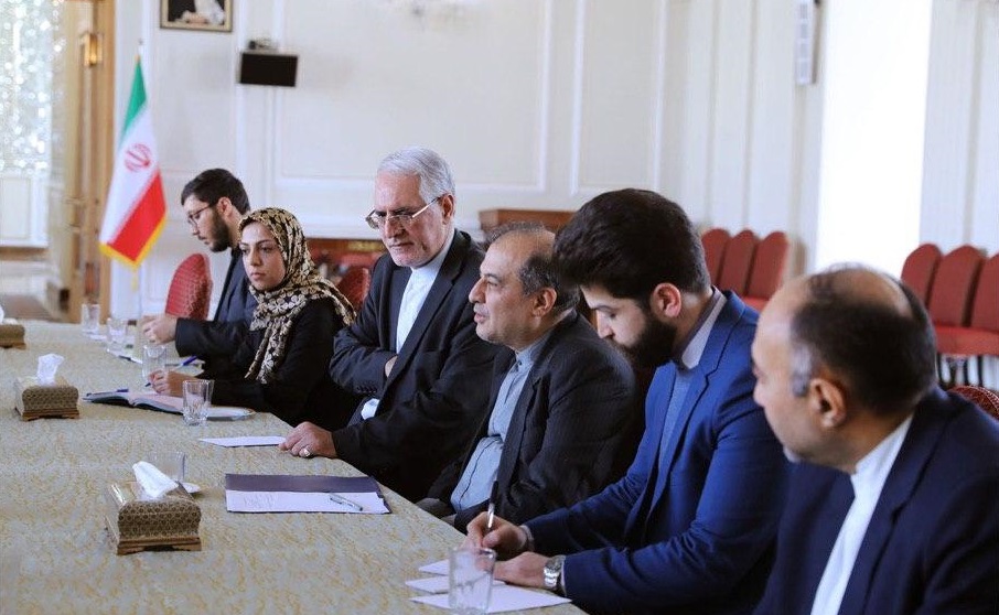 دیدار خاجی و پترسون