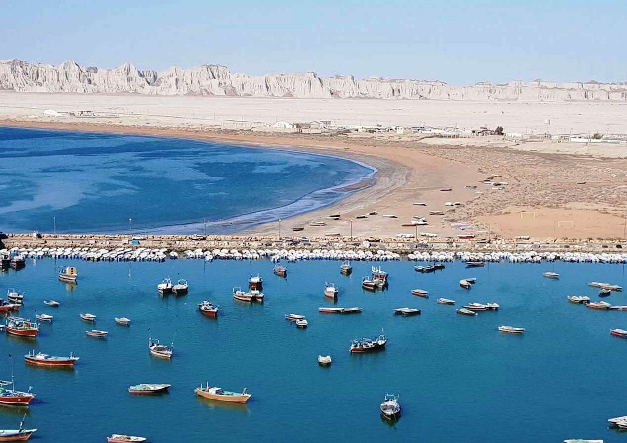 گردشگران آلمانی وارد سیستان و بلوچستان شدند