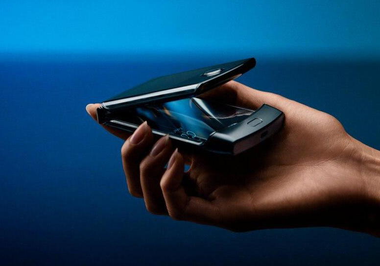 شکست Razr 2019 موتورولا در آزمایش مقاومت صفحه نمایش