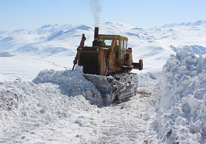 بازگشایی راه ارتباطی ۳۹۰ روستای استان اردبیل