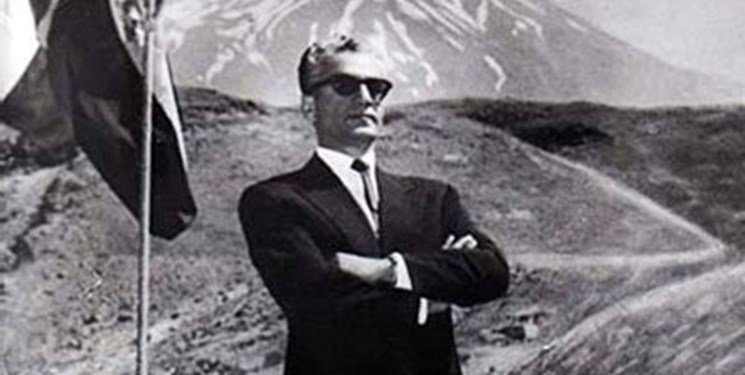 گزارش سازمان سیا از &laquo;عقده&raquo; عجیب شاه