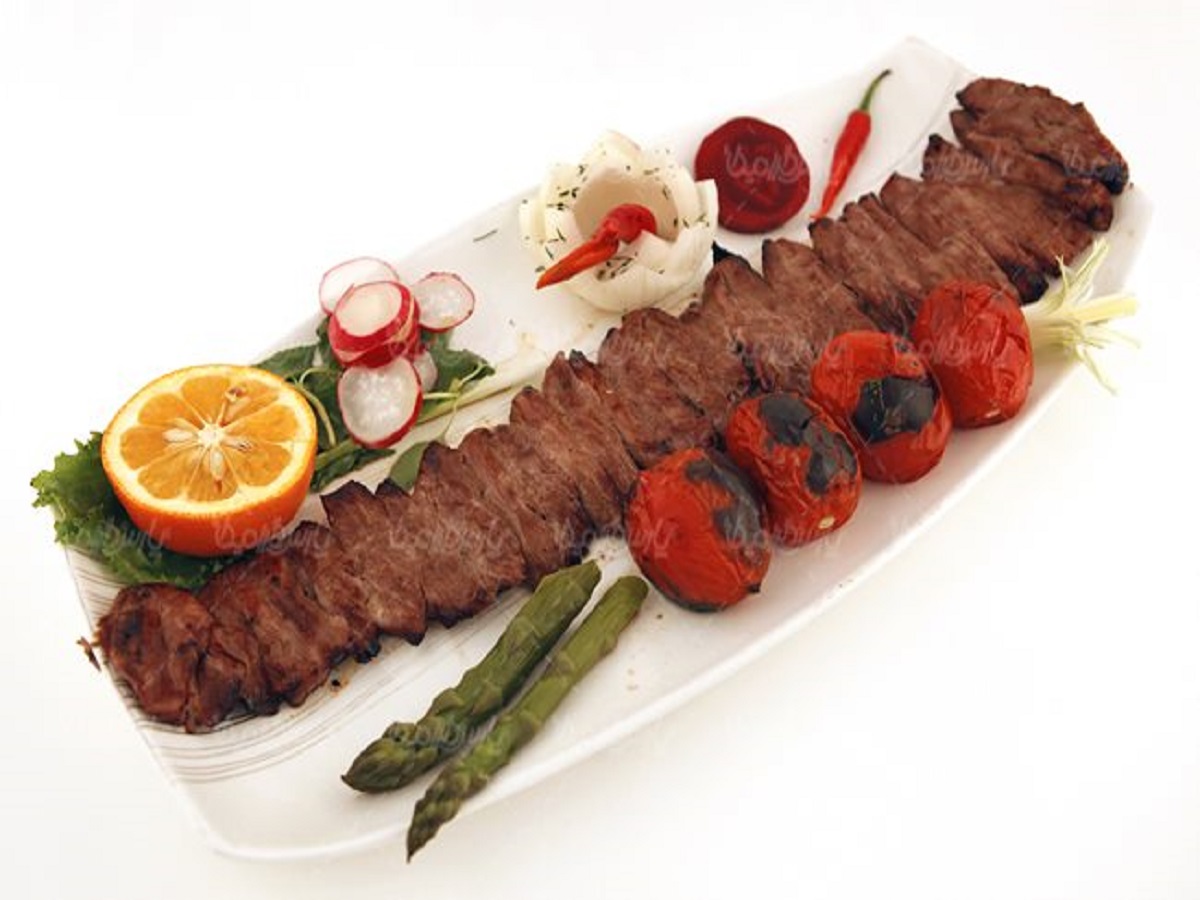 پوست سوخته گوجه کبابی چه مضراتی برای بدن دارد؟