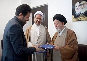 انعقاد تفاهم‌نامه همکاری بین حوزه علمیه و جهاد دانشگاهی سمنان