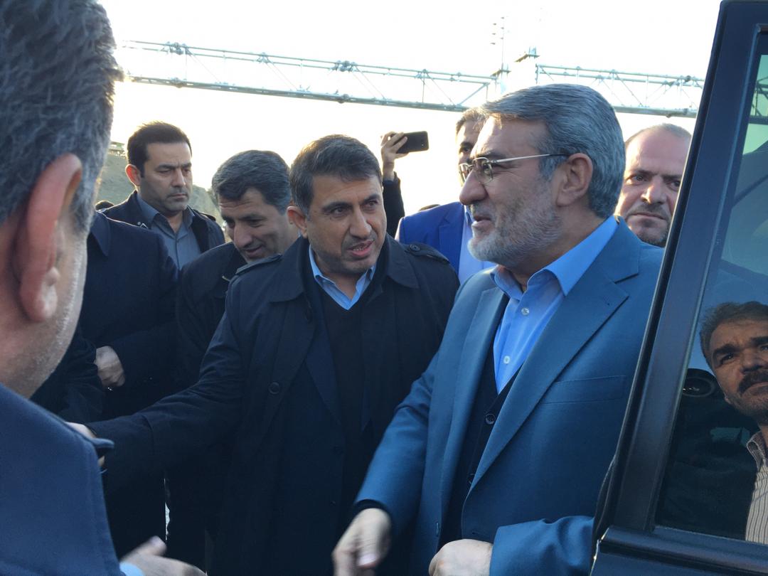 بازدید وزیر کشور از ادامه آزاد راه شهید همت در البرز
