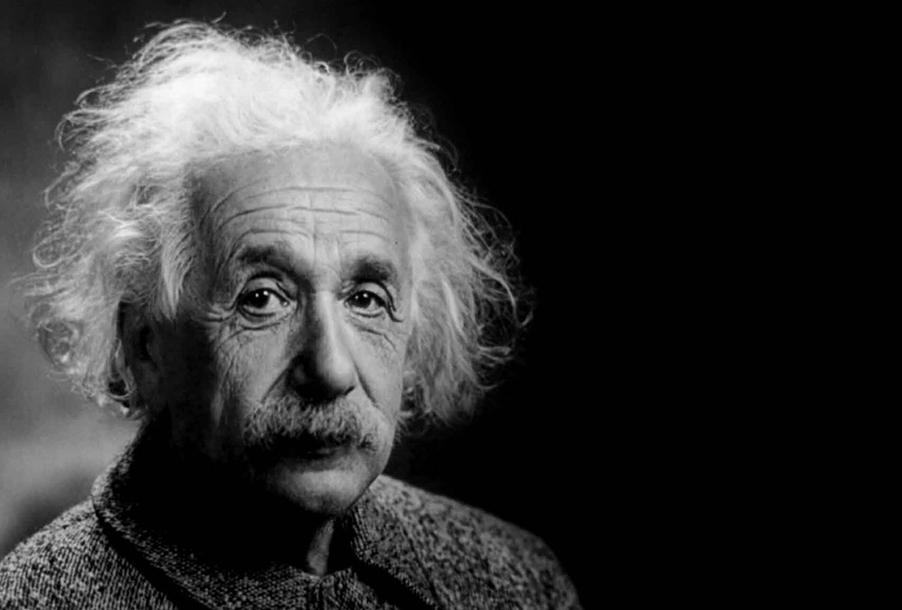 چرا در عکس&zwnj;های قدیمی لبخند نمی&zwnj;زدند؟!