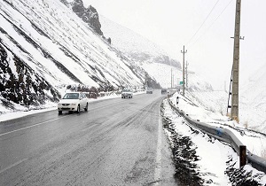 بیشتر جاده های آذربایجان غربی برفی است