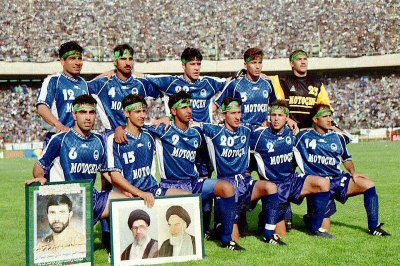 دیدار با گربه سیاه پس از ۳۸ سال دیدار با گربه سیاه پس از ۳۸ سال