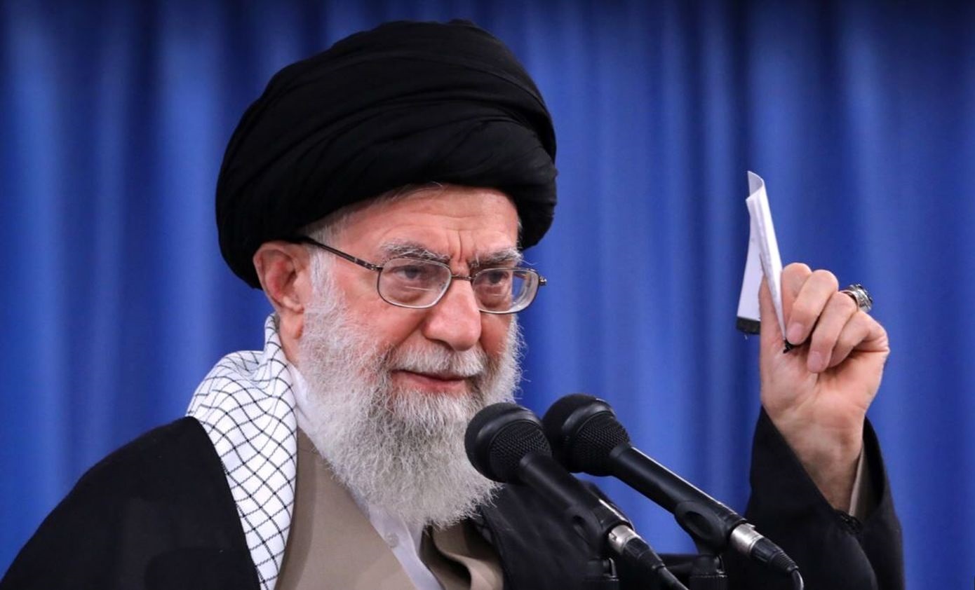 دشمن نمی‌خواهد ایران اقتصاد بدون نفت را تجربه کند